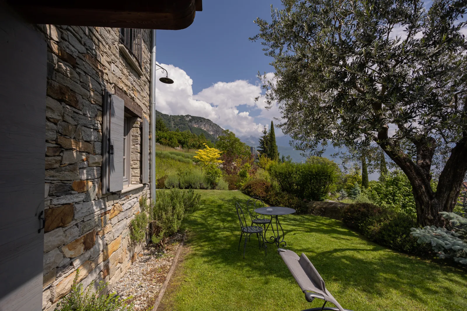 Double Deluxe room with garden