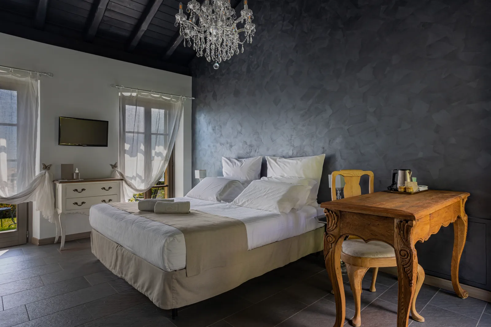 Double Deluxe room with garden